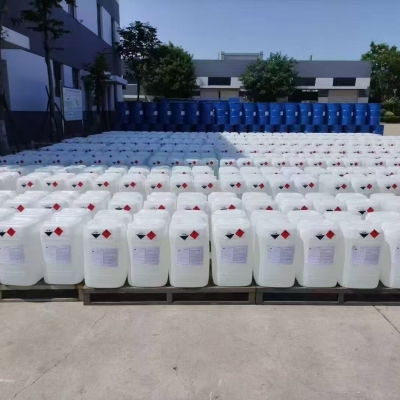 Glacial acetic acid/GAA